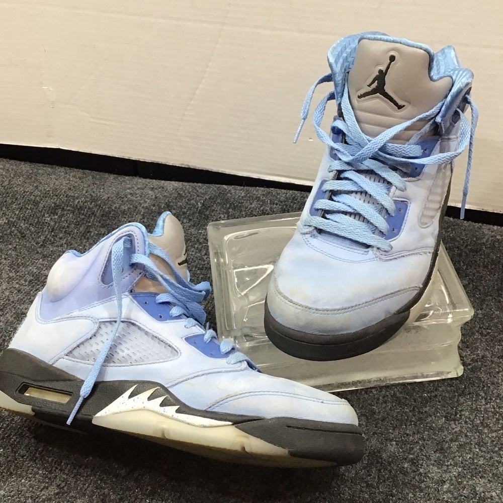 Nike Air Jordan 5 Retro University Blue SE UNC high top sneakers DV1310-401